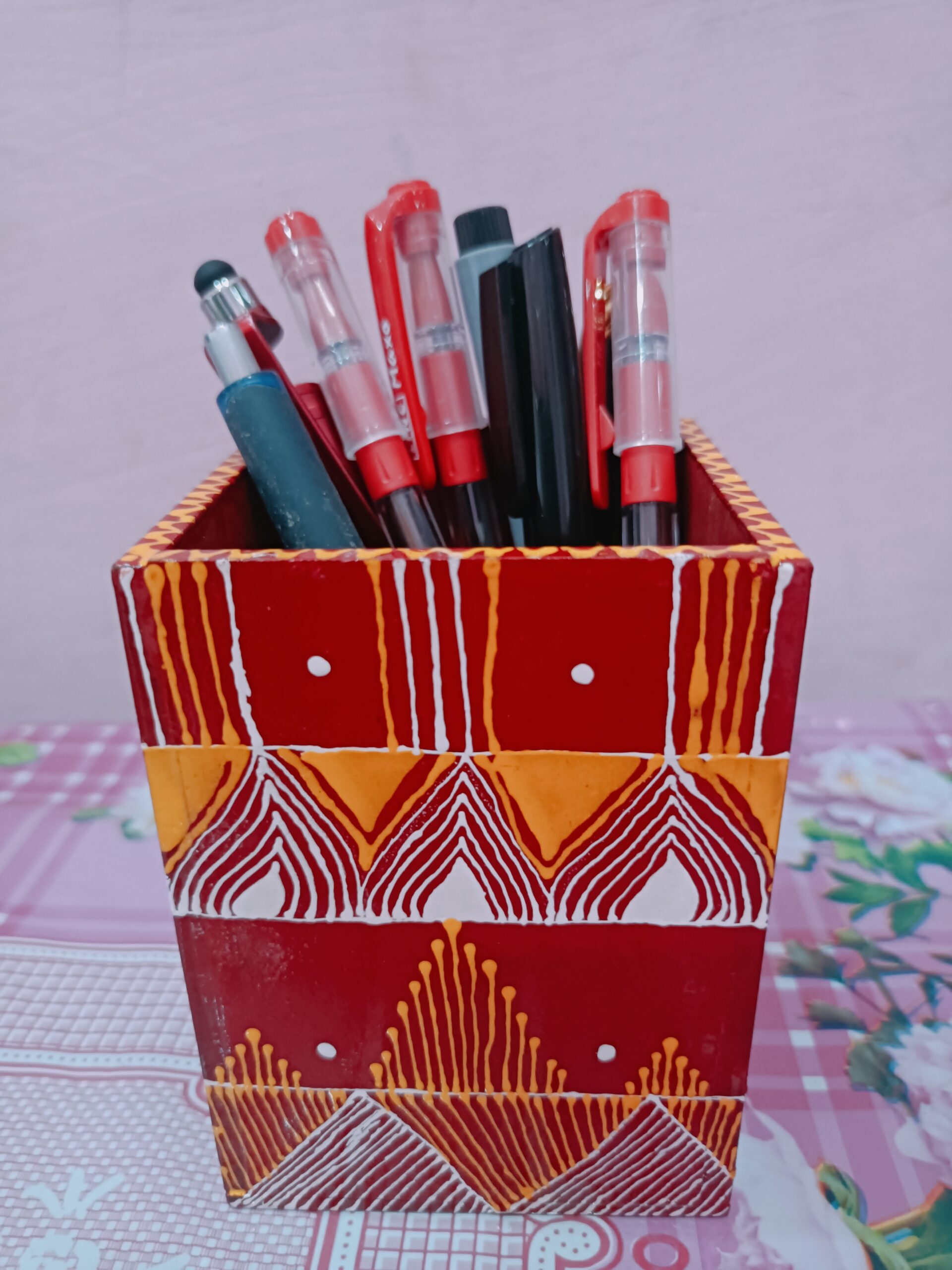 Pan stand